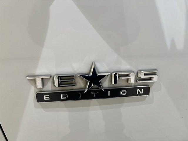 Used 2022 Chevrolet Silverado 3500 LT w/ Texas Edition image 26