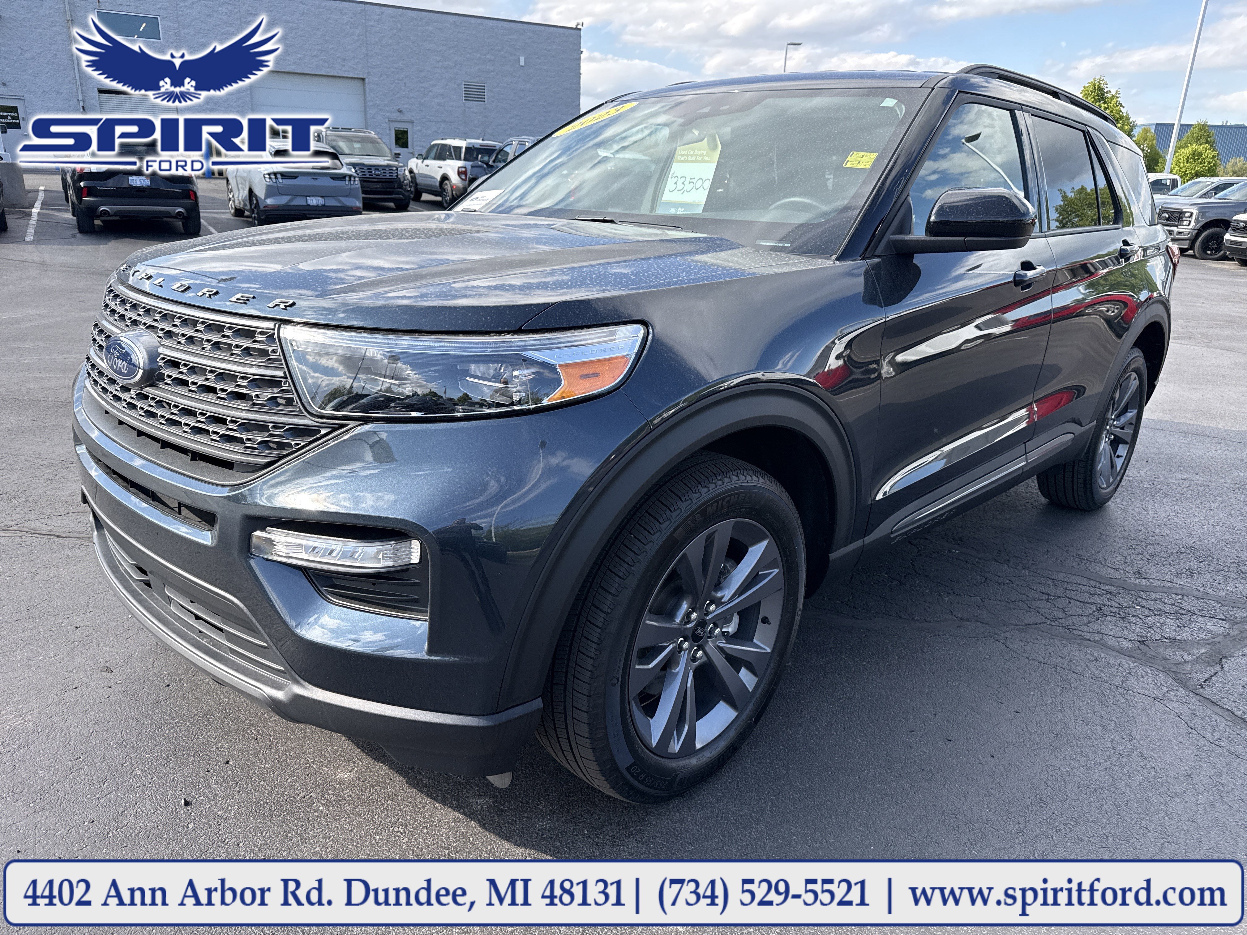 Certified 2023 Ford Explorer XLT w/ Equipment Group 202A AWD/4WD image 1