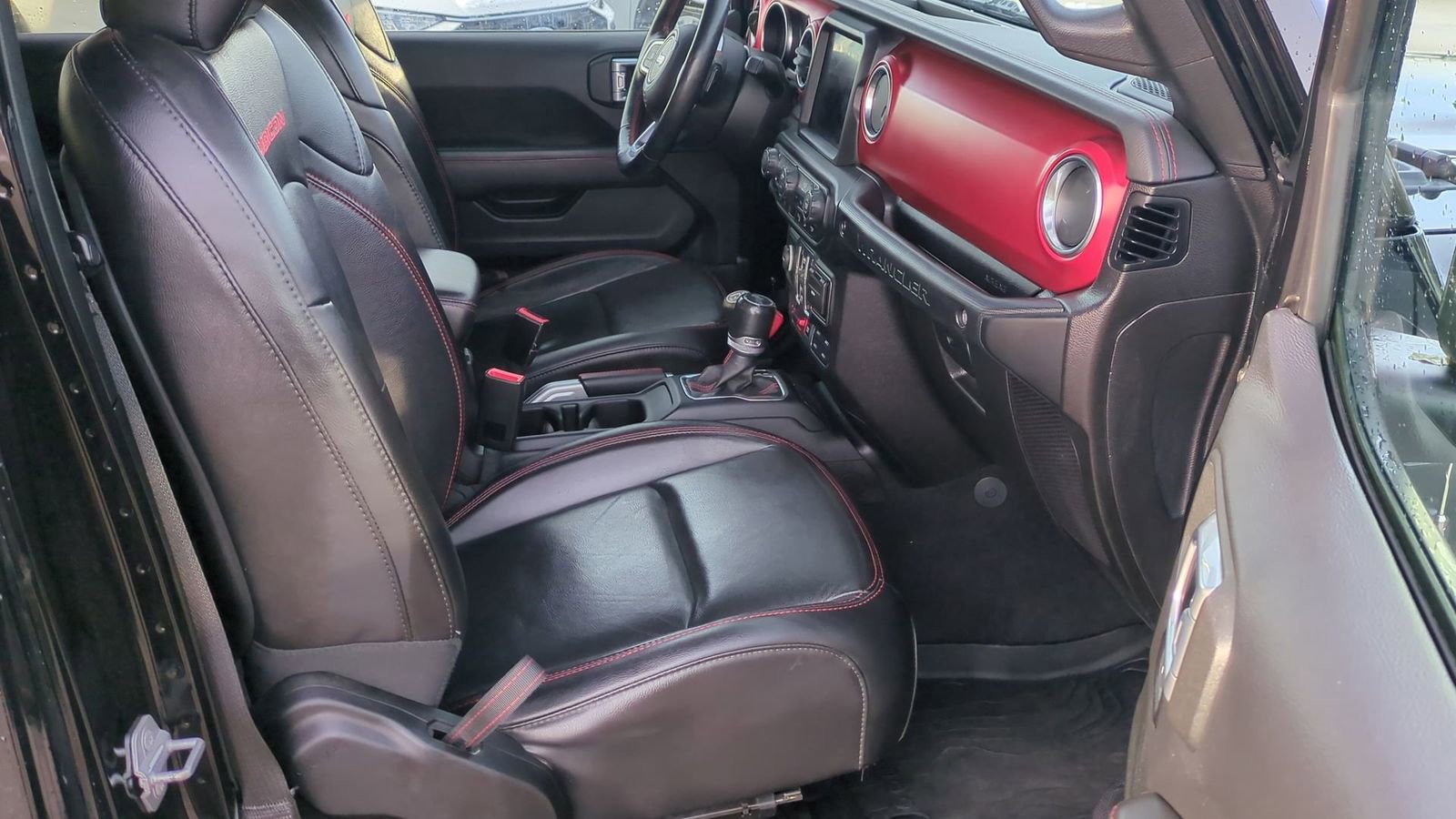 Used 2020 Jeep Wrangler Unlimited Rubicon w/ Dual Top Group image 24