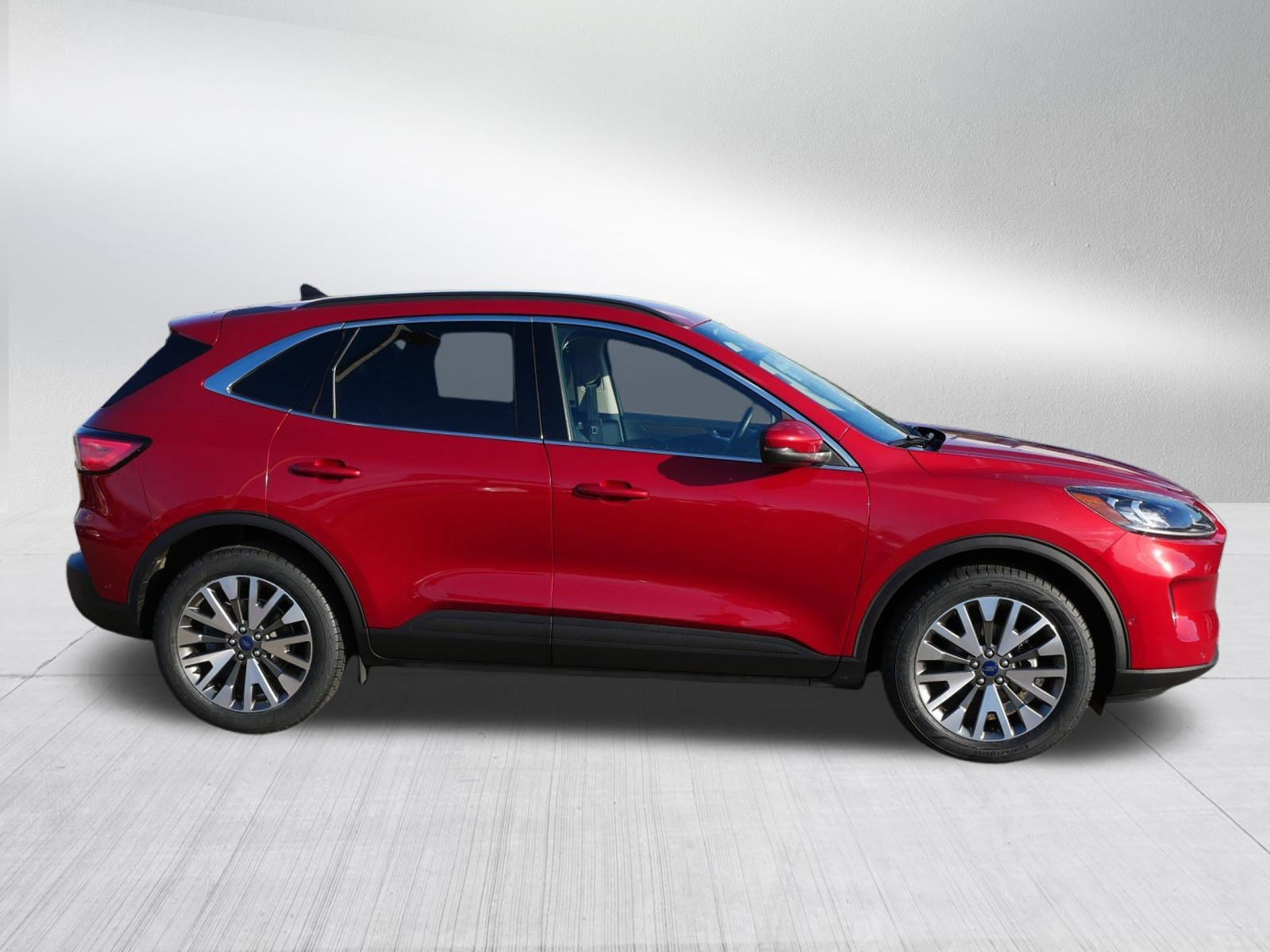 Certified 2020 Ford Escape Titanium AWD/4WD image 8