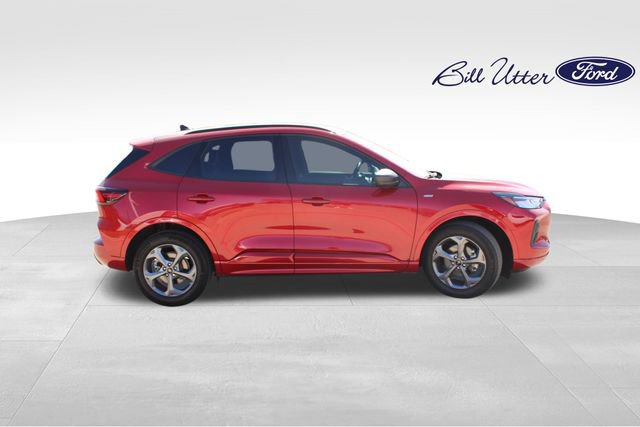 Certified 2023 Ford Escape ST-Line w/ Tech Pack #1 image 6