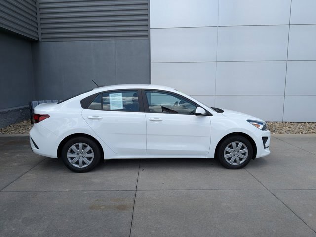 Used 2023 Kia Rio LX FWD image 3