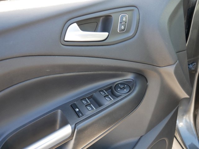 Certified 2019 Ford Escape SE image 15