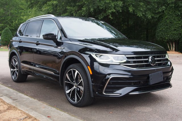 Used 2022 Volkswagen Tiguan SEL R-Line