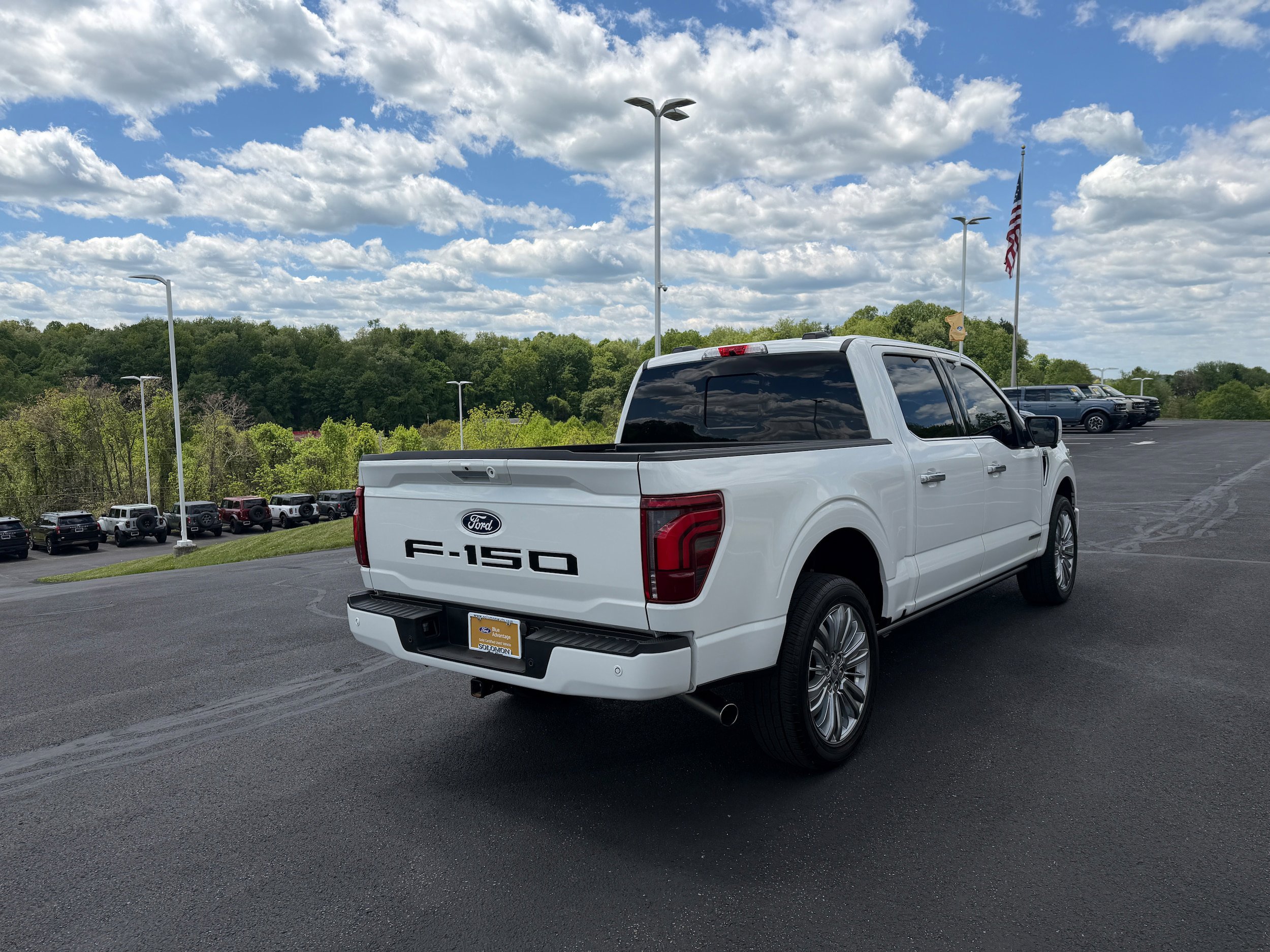 Certified 2024 Ford F150 Platinum w/ Equipment Group 703A Plus AWD/4WD image 6
