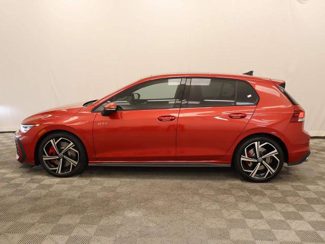 Used 2025 Volkswagen GTI SE FWD image 15