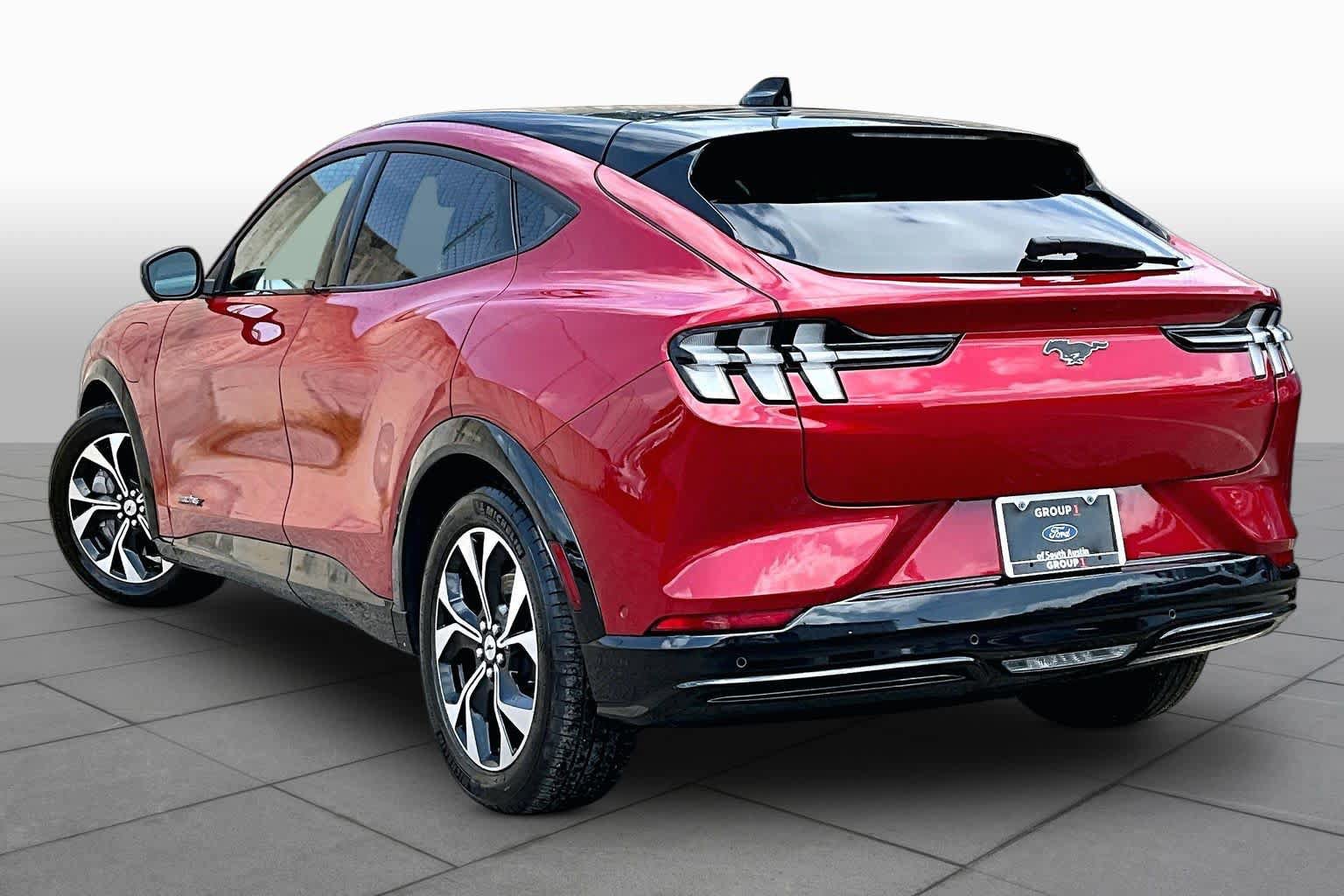 Certified 2021 Ford Mustang Mach-E Premium AWD/4WD image 11