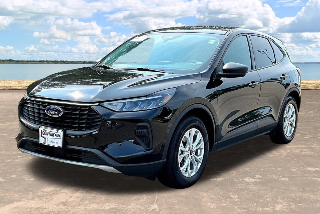 Certified 2025 Ford Escape Active FWD image 4