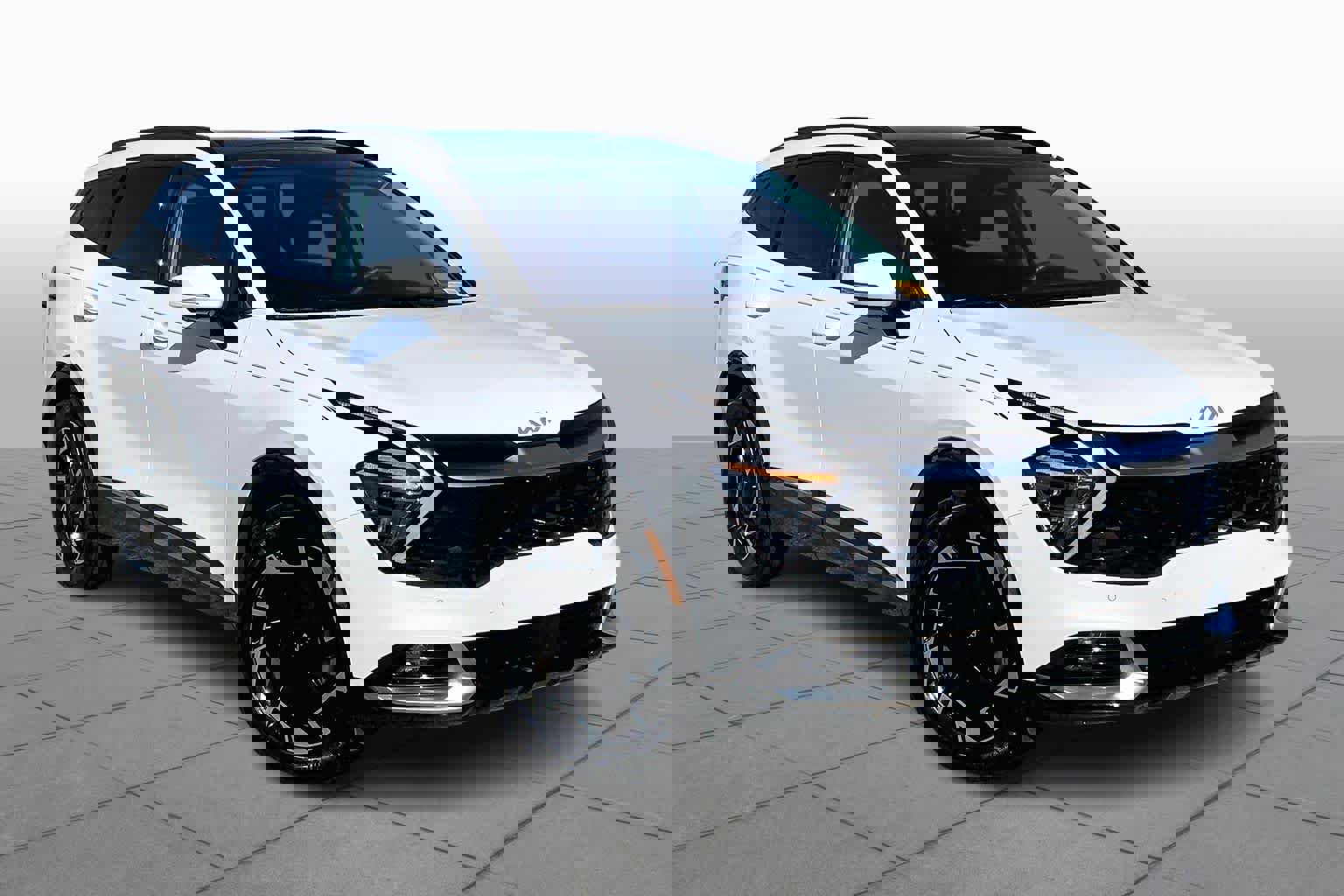 Used 2024 Kia Sportage SX image 3