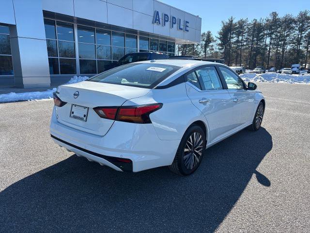 Used 2025 Nissan Altima 2.5 SV image 3