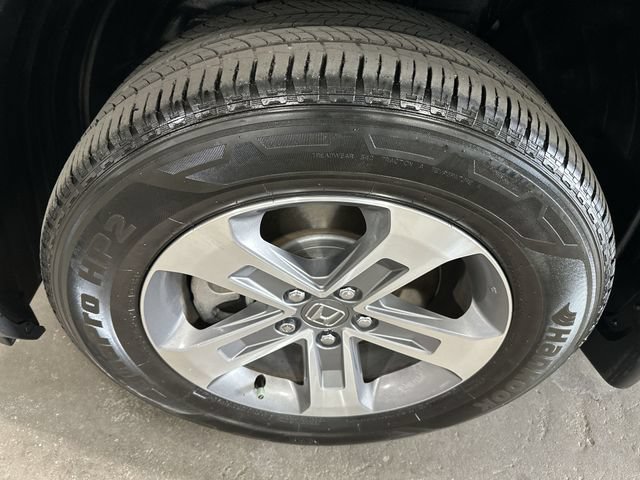 Used 2025 Honda Pilot EX-L image 23