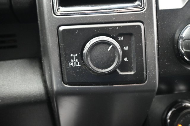 Certified 2019 Ford F150 XLT w/ Equipment Group 302A Luxury AWD/4WD image 14