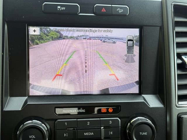 Certified 2019 Ford F250 XLT w/ XLT Premium Package AWD/4WD image 37