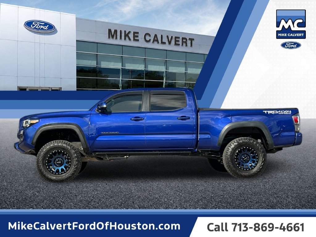 Used 2022 Toyota Tacoma TRD Off-Road w/ TRD Premium Off Road Package AWD/4WD image 2