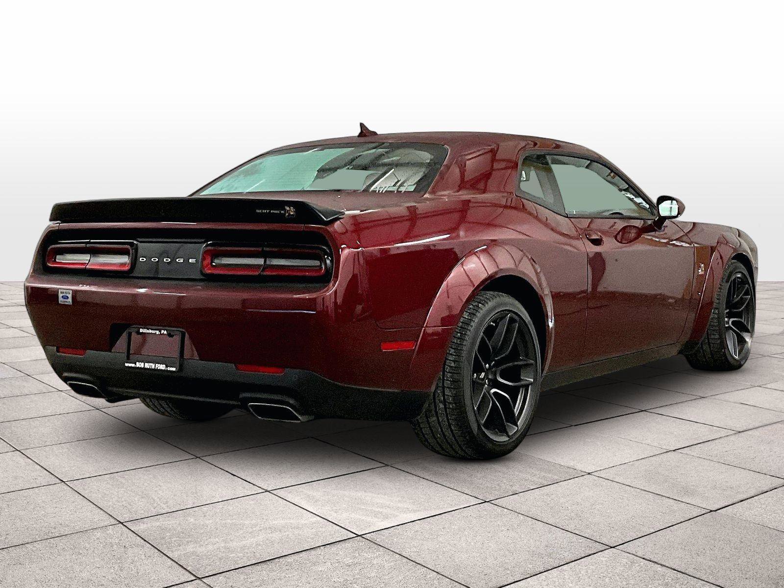 Used 2022 Dodge Challenger R/T Scat Pack RWD image 11