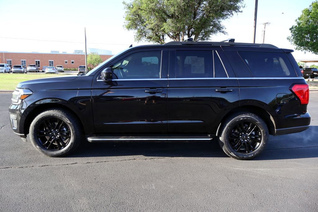 Certified 2023 Ford Expedition XLT RWD image 2