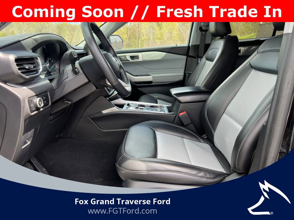 Certified 2023 Ford Explorer XLT w/ Equipment Group 202A AWD/4WD image 3
