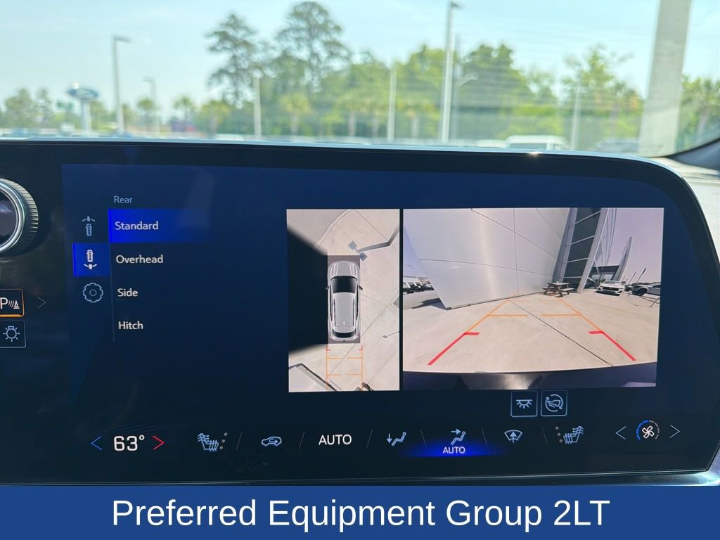 Used 2025 Chevrolet Equinox EV LT w/ Convenience Package AWD/4WD image 23