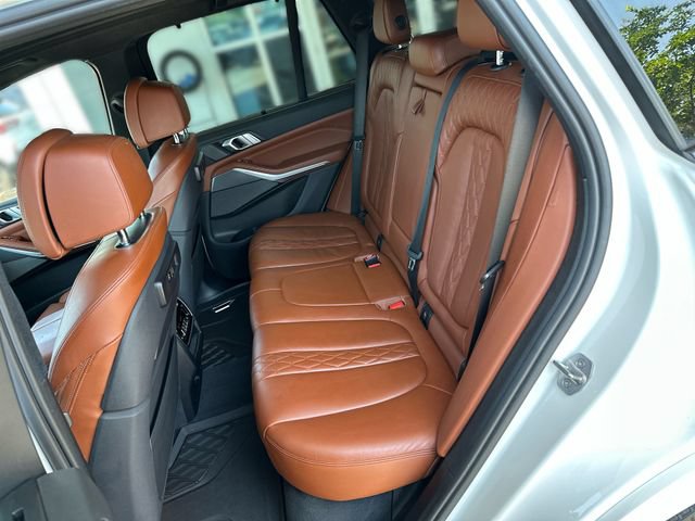 Used 2019 BMW X5 xDrive40i w/ M Sport Package AWD/4WD image 24