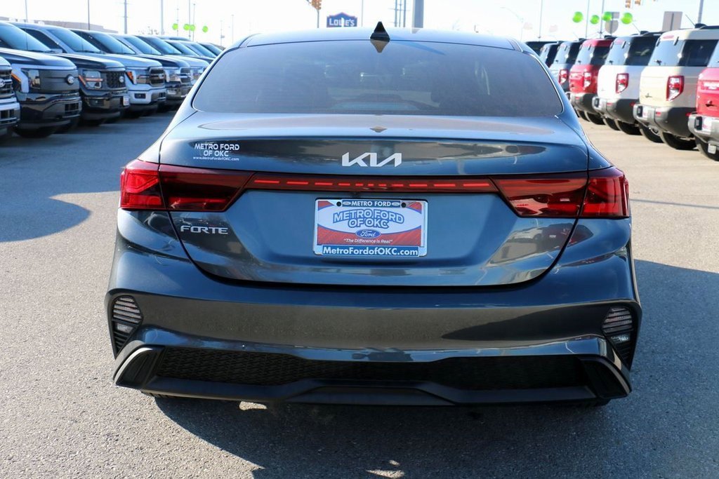 Used 2024 Kia Forte LXS image 6