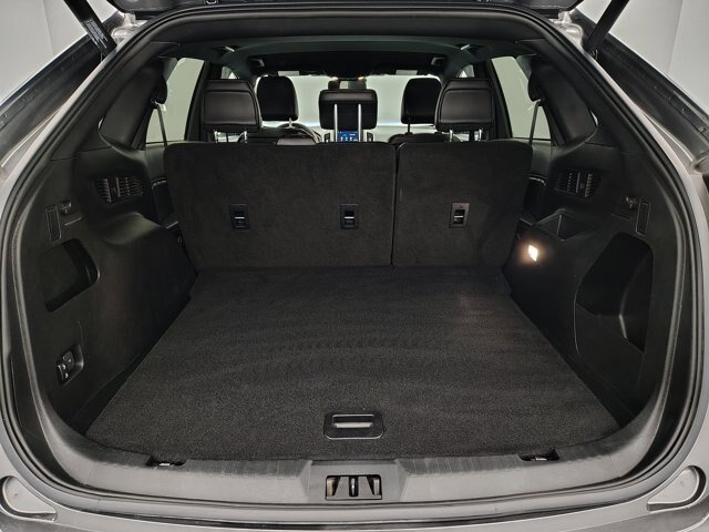 Certified 2022 Ford Edge ST-Line w/ Class II Trailer Tow Package AWD/4WD image 17