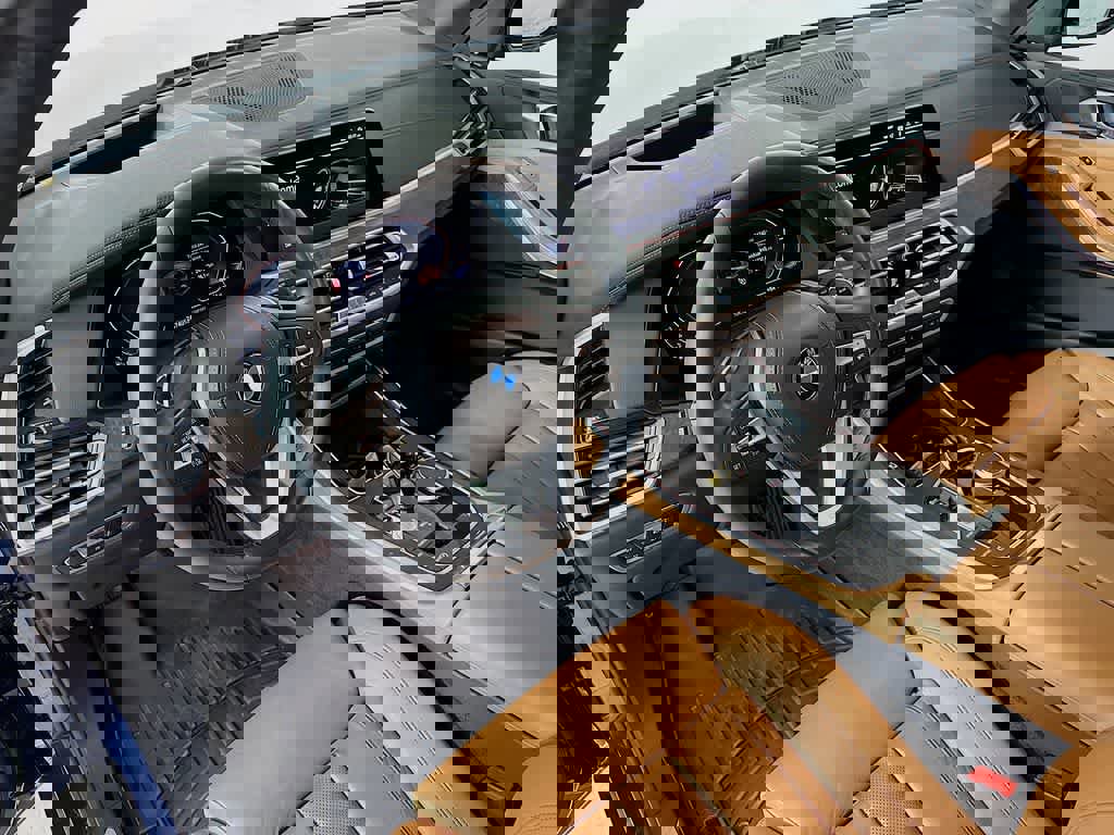 Used 2022 BMW X5 sDrive40i w/ Premium Package image 9