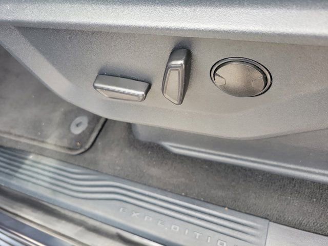 Certified 2025 Ford Expedition Active RWD image 27