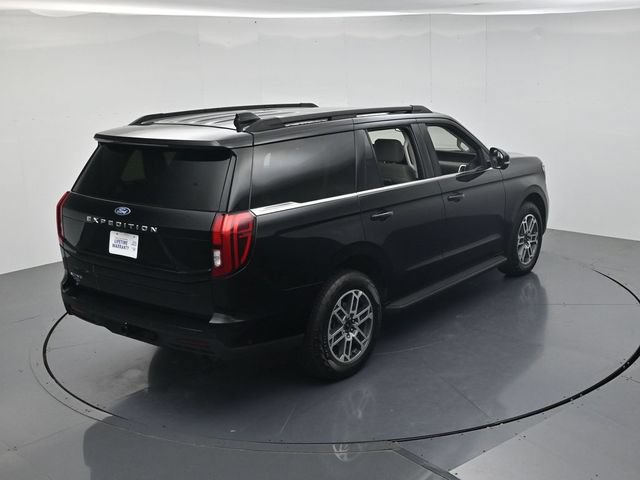 Certified 2025 Ford Expedition Active AWD/4WD image 45