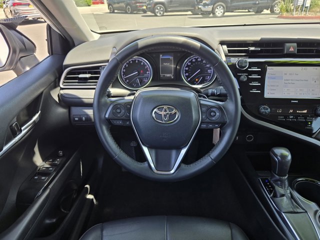 Used 2020 Toyota Camry SE FWD image 12