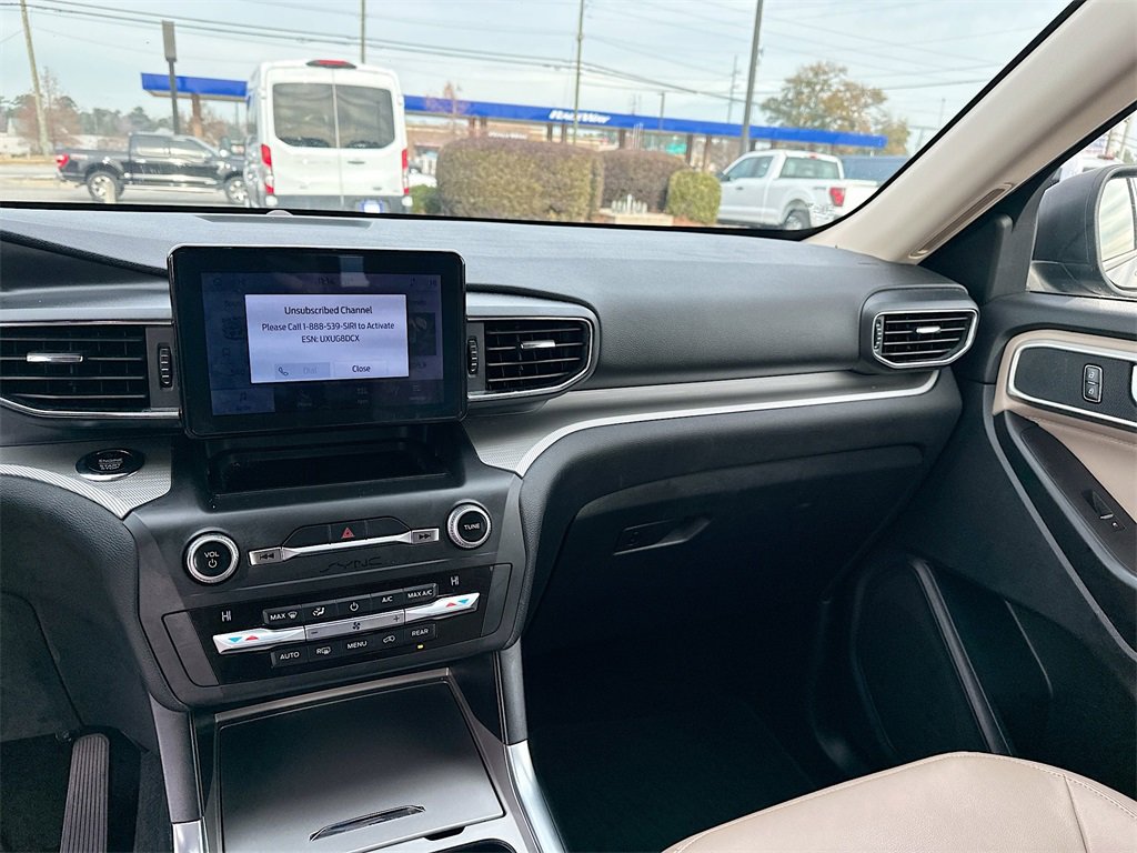 Certified 2020 Ford Explorer XLT w/ Equipment Group 202A image 20