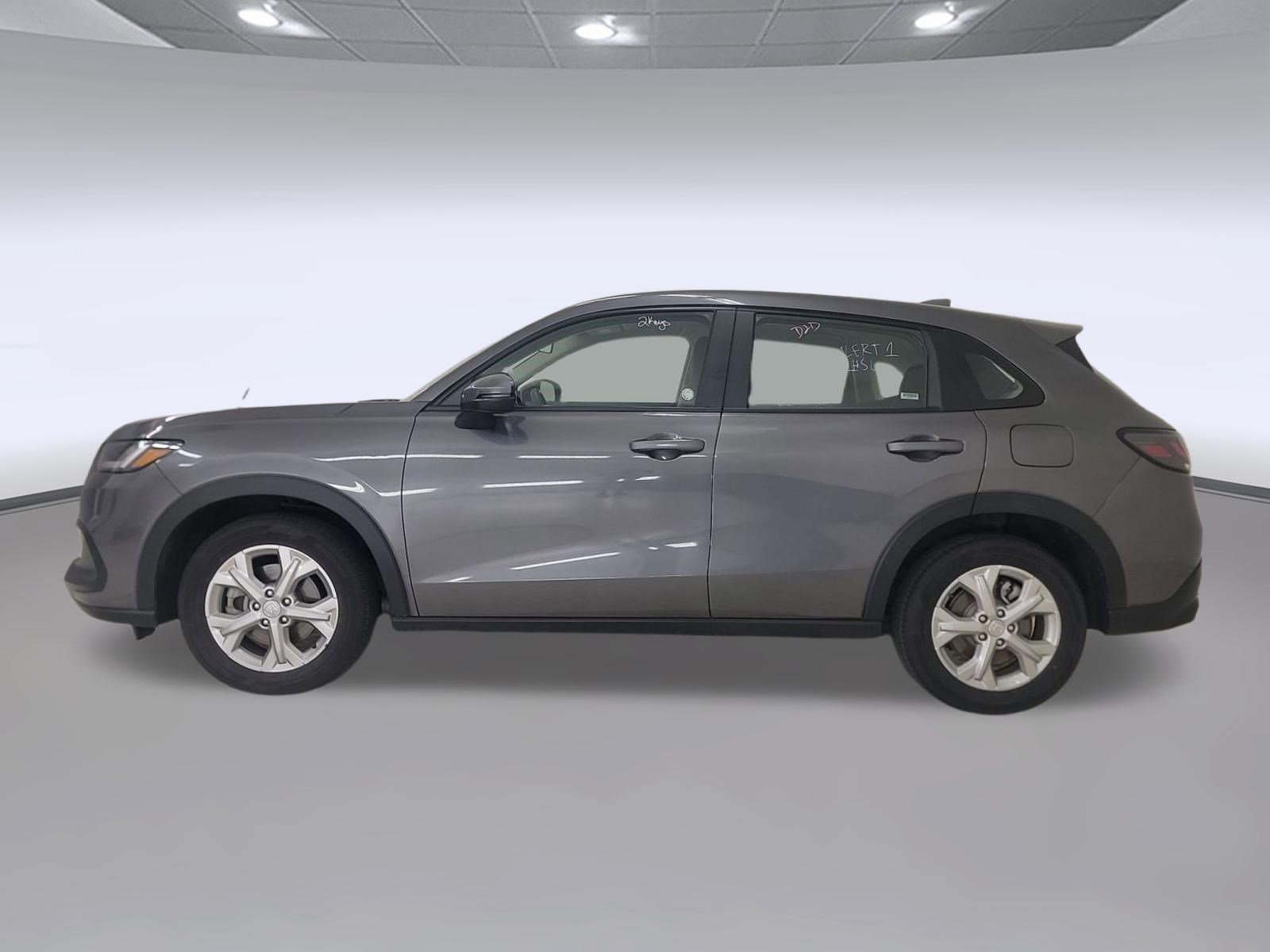 Used 2025 Honda HR-V LX image 2
