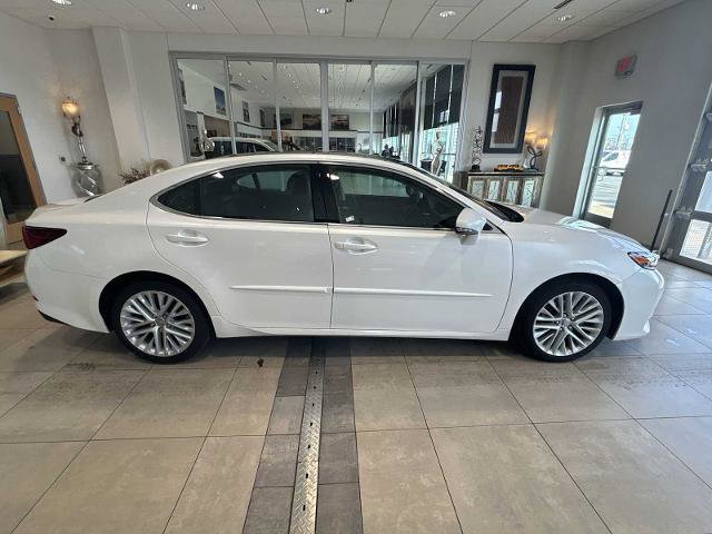Used 2017 Lexus ES 350 image 6
