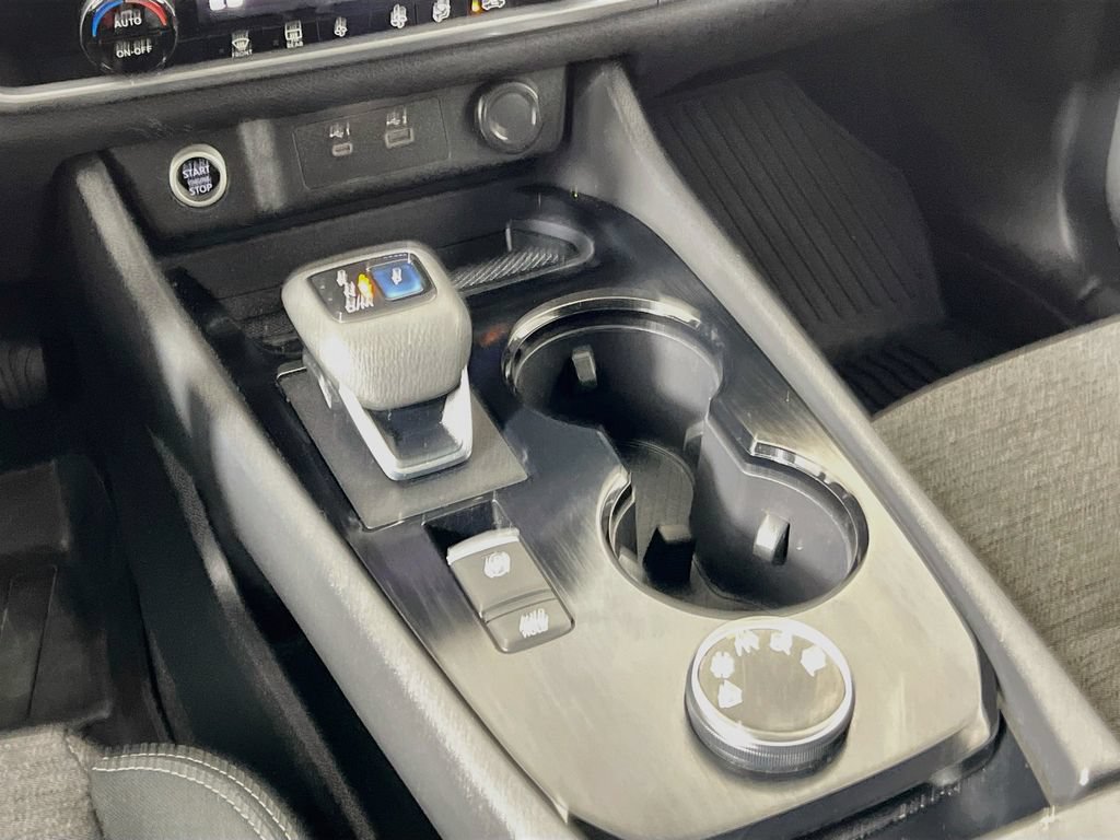 Used 2021 Nissan Rogue SV AWD/4WD image 21