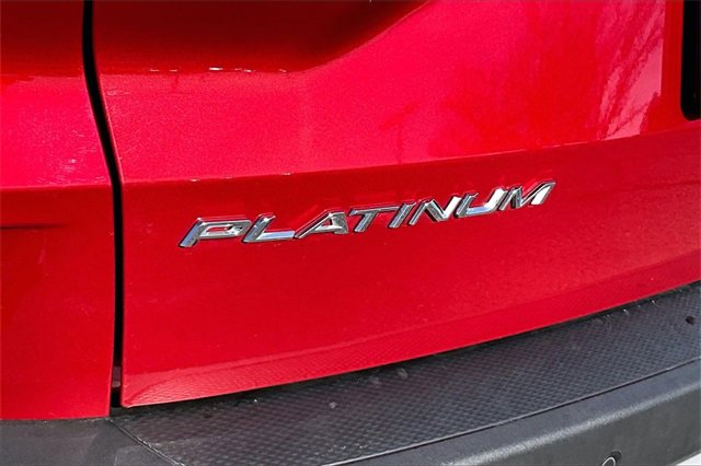 Certified 2025 Ford Escape Platinum image 29