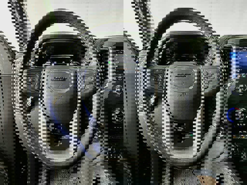 Used 2022 GMC Sierra 1500 Denali w/ Denali Premium Package image 19