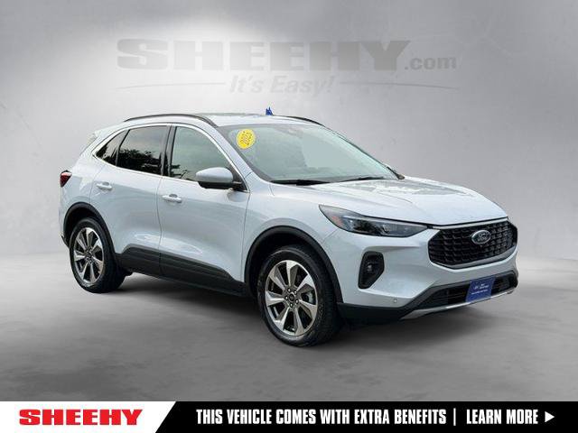 Certified 2025 Ford Escape Platinum w/ Premium Technology Package