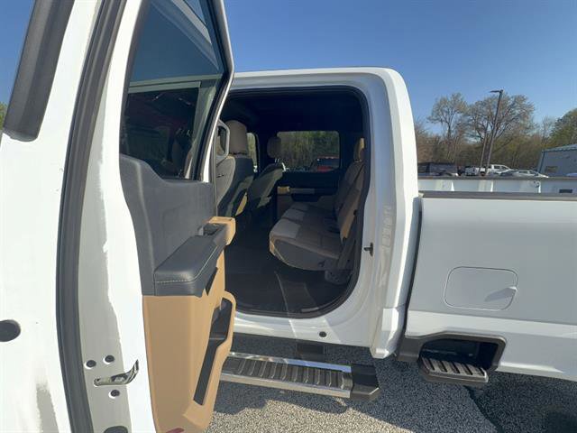 Certified 2025 Ford F250 XLT AWD/4WD image 19
