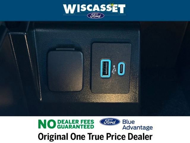 Certified 2022 Ford Explorer XLT w/ Equipment Group 202A image 22