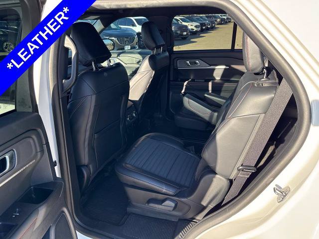 Certified 2025 Ford Explorer ST-Line AWD/4WD image 6