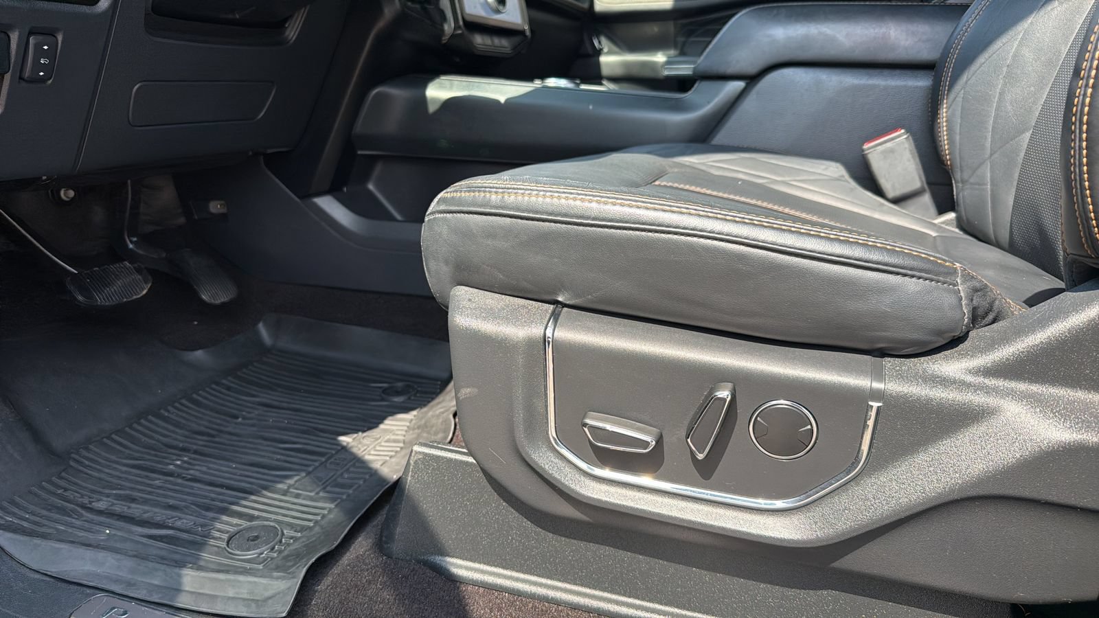 Certified 2023 Ford Expedition Platinum RWD image 10