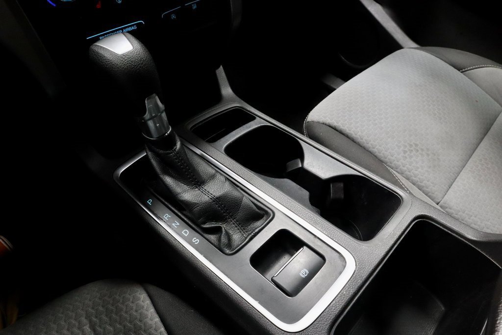 Certified 2017 Ford Escape SE image 32