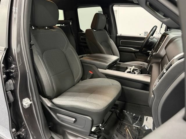 Used 2021 RAM 1500 Big Horn AWD/4WD image 34