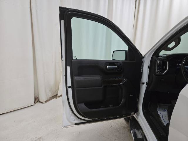 Used 2021 GMC Sierra 1500 SLT w/ SLT Premium Plus Package AWD/4WD image 31