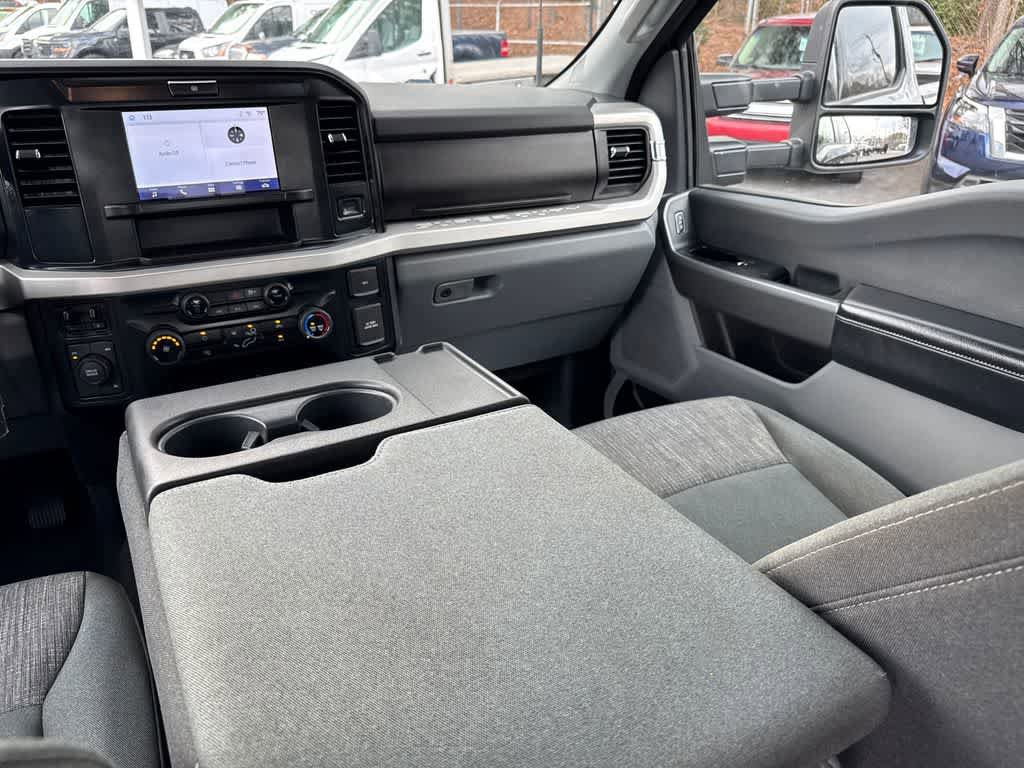 Certified 2025 Ford F250 XLT AWD/4WD image 13