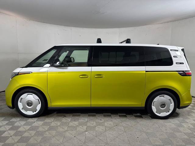 Used 2025 Volkswagen ID. Buzz 1st Edition RWD image 8