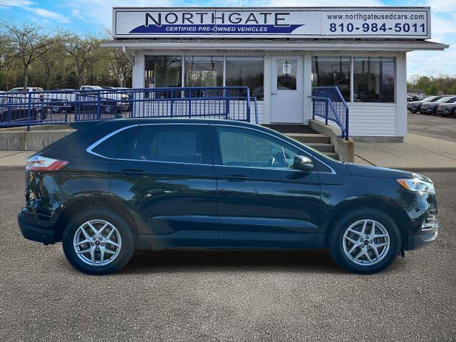 Certified 2024 Ford Edge SEL w/ Convenience Package AWD/4WD image 2