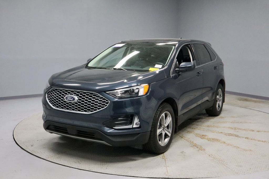 Certified 2024 Ford Edge SEL w/ Convenience Package AWD/4WD image 8