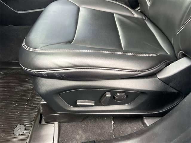Certified 2022 Ford Explorer XLT w/ Equipment Group 202A image 22