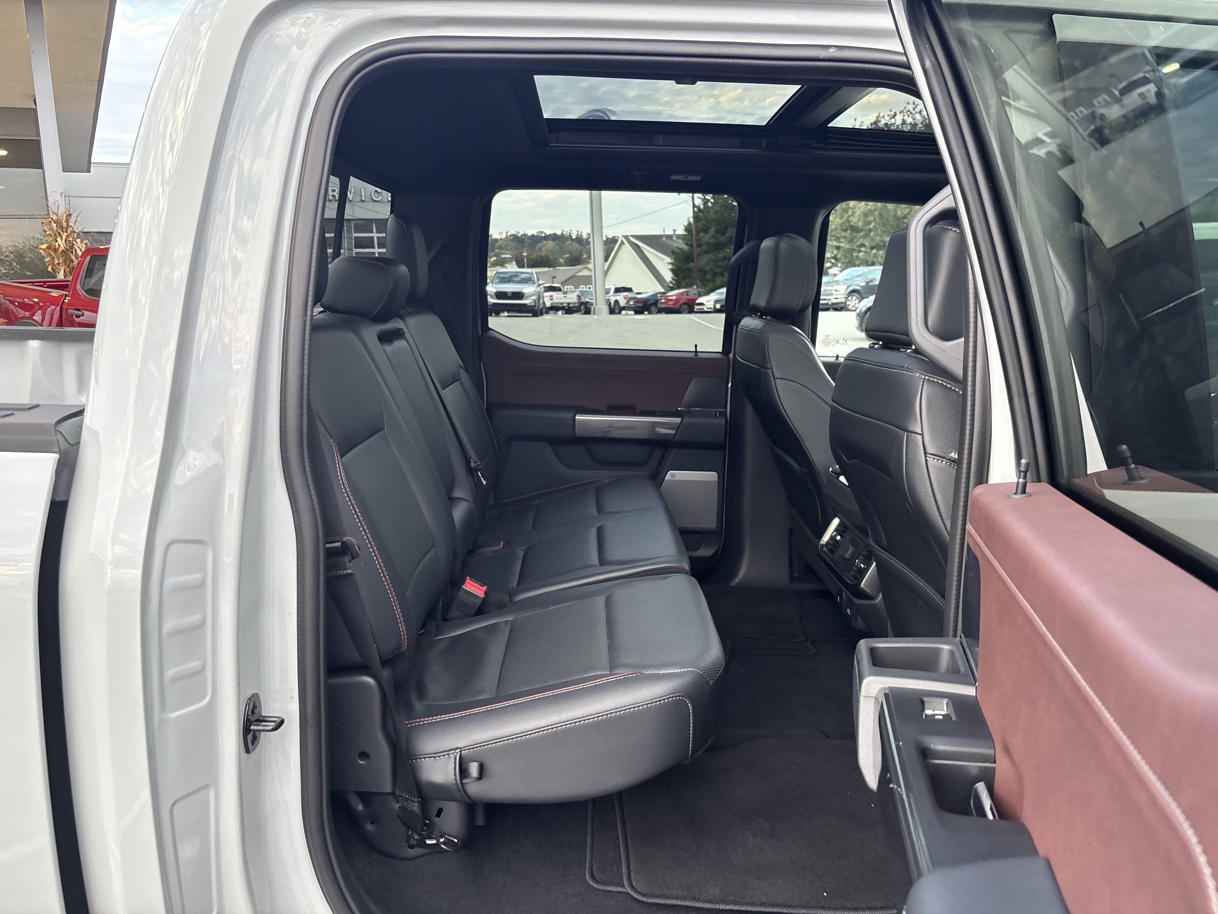 Certified 2023 Ford F150 Lariat w/ Max Trailer Tow Package AWD/4WD image 41