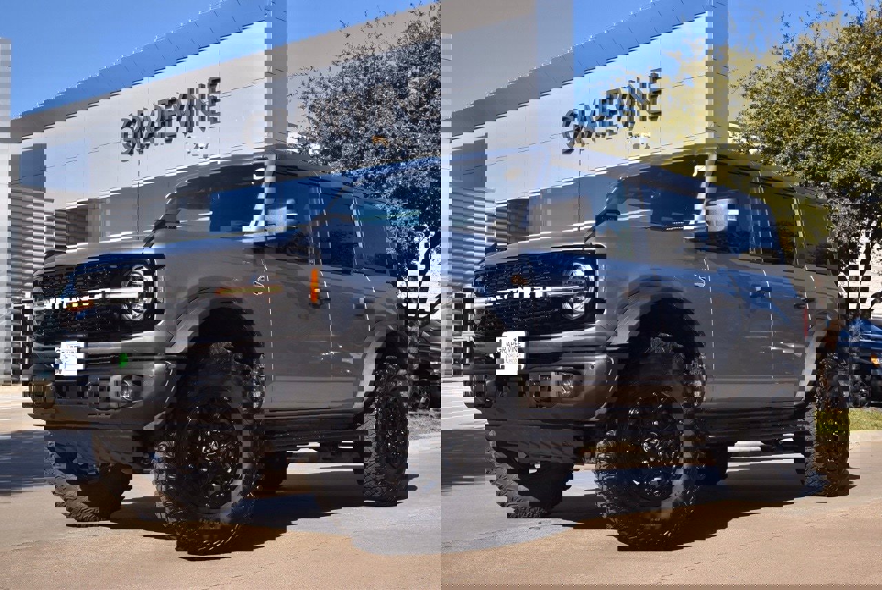 Certified 2023 Ford Bronco Wildtrak image 2